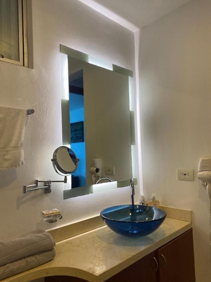 Luxurious Penthouse In Cartagena With Ocean Views And Private Terrace *