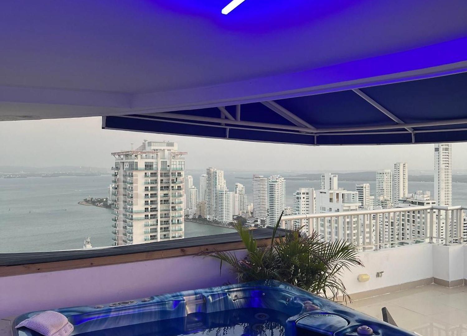 Apartamento Luxurious Penthouse In Cartagena With Ocean Views And Private Terrace