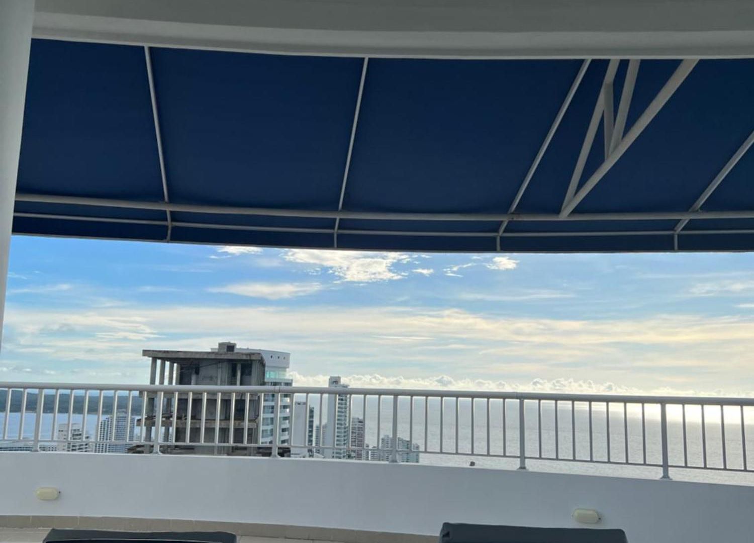 Luxurious Penthouse In Cartagena With Ocean Views And Private Terrace