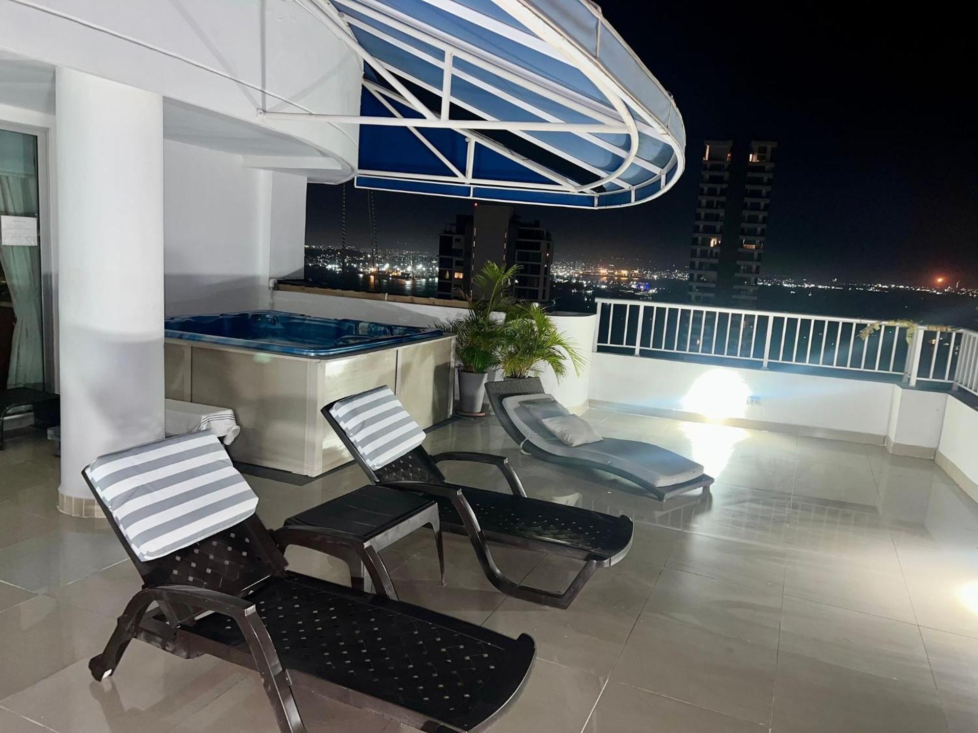 Apartamento Palmetto Penthouse Deluxe Beautiful View And Sunset Floor 39 *